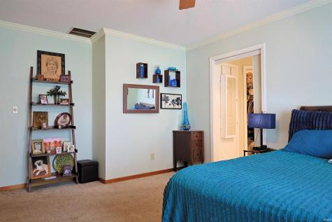 711 Laura Lane Sweetser IN 46987