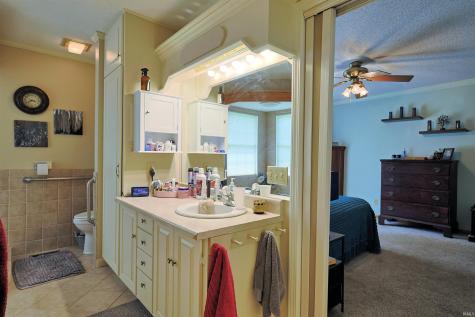711 Laura Lane Sweetser IN 46987