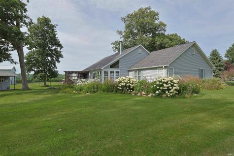 711 Laura Lane Sweetser IN 46987