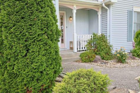 711 Laura Lane Sweetser IN 46987