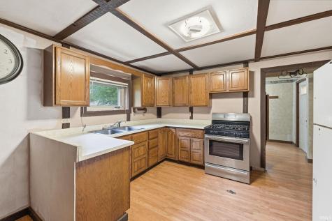 5862 E State Road 14 North Manchester IN 46510
