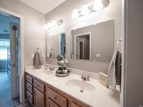 9000 Meghan Court Evansville IN 47712