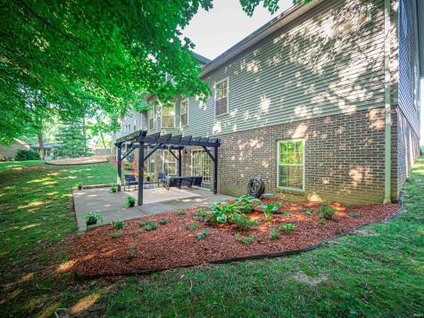 9000 Meghan Court Evansville IN 47712