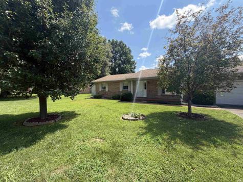 9101 Shoreline Drive Wadesville IN 47638