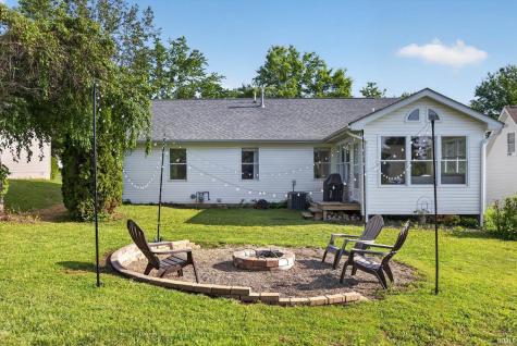 412 E Cardinal Glen Drive Bloomington IN 47401