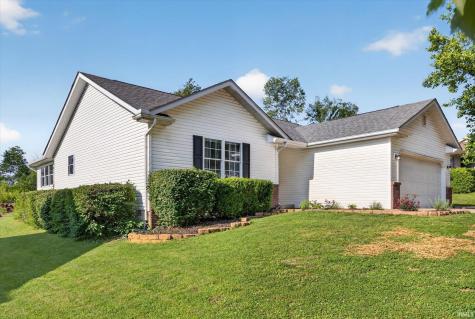 412 E Cardinal Glen Drive Bloomington IN 47401