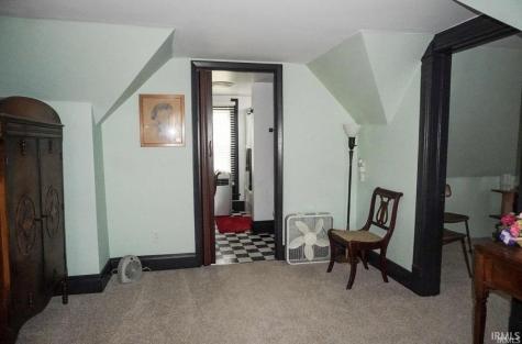 303 E Main Street Medaryville IN 47957
