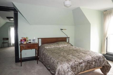 303 E Main Street Medaryville IN 47957