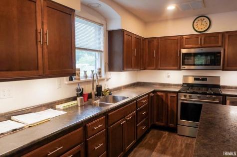 303 E Main Street Medaryville IN 47957