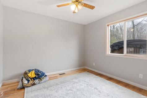 6907 E South Barbee Drive Pierceton IN 46562