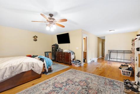 6907 E South Barbee Drive Pierceton IN 46562