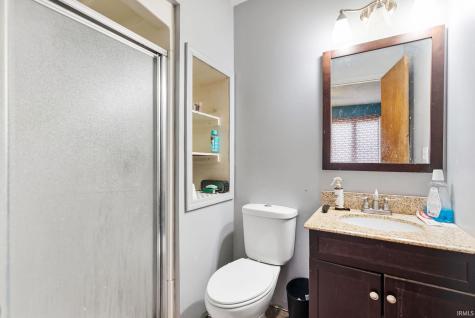 6907 E South Barbee Drive Pierceton IN 46562