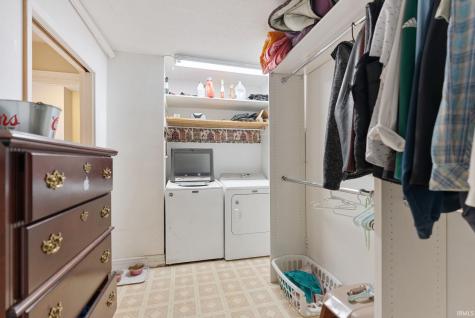 6907 E South Barbee Drive Pierceton IN 46562