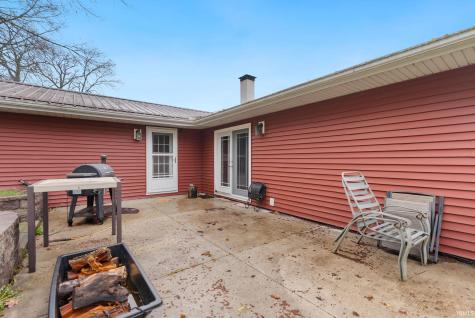 6907 E South Barbee Drive Pierceton IN 46562