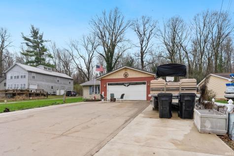 6907 E South Barbee Drive Pierceton IN 46562