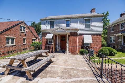 326 S Eagleson Avenue Bloomington IN 47401