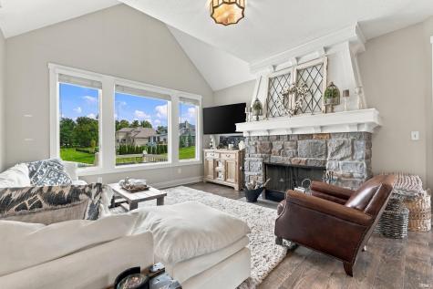 14920 Whisper Rock Boulevard Fort Wayne IN 46845
