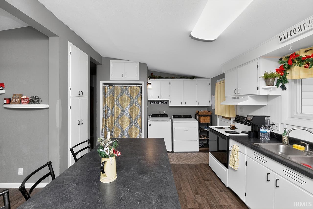 1674 Toledo Road Elkhart IN 46516