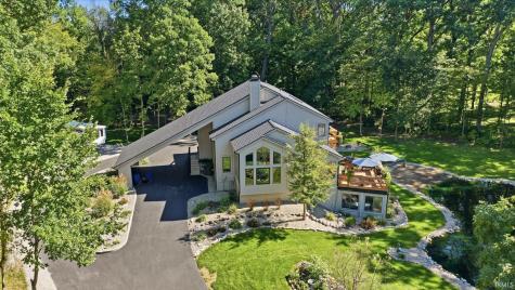 1802 Hathaway Road Fort Wayne IN 46845