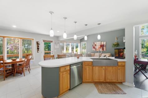 1802 Hathaway Road Fort Wayne IN 46845