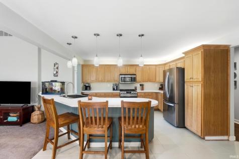 1802 Hathaway Road Fort Wayne IN 46845