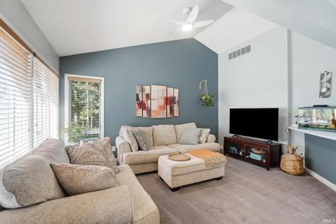 1802 Hathaway Road Fort Wayne IN 46845