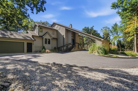 1802 Hathaway Road Fort Wayne IN 46845