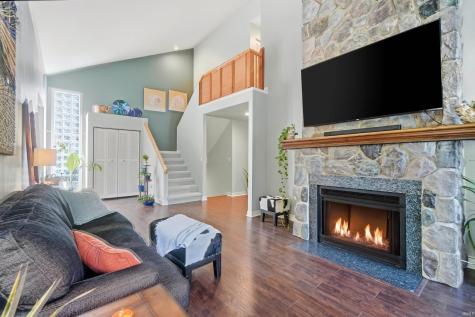 1802 Hathaway Road Fort Wayne IN 46845