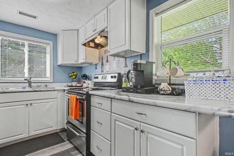 1420 Joyce Drive South Bend IN 46616