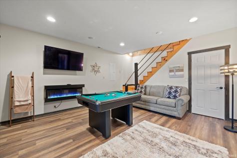 4738 Point Idalawn Drive Unionville IN 47468
