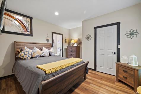 4738 Point Idalawn Drive Unionville IN 47468