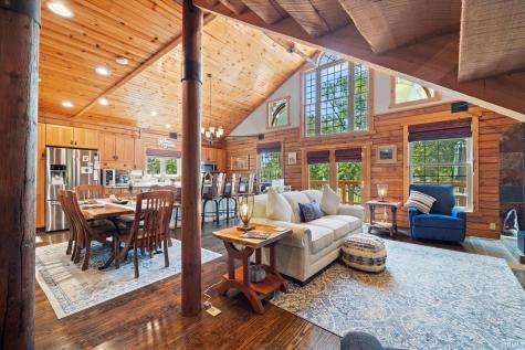 4738 Point Idalawn Drive Unionville IN 47468