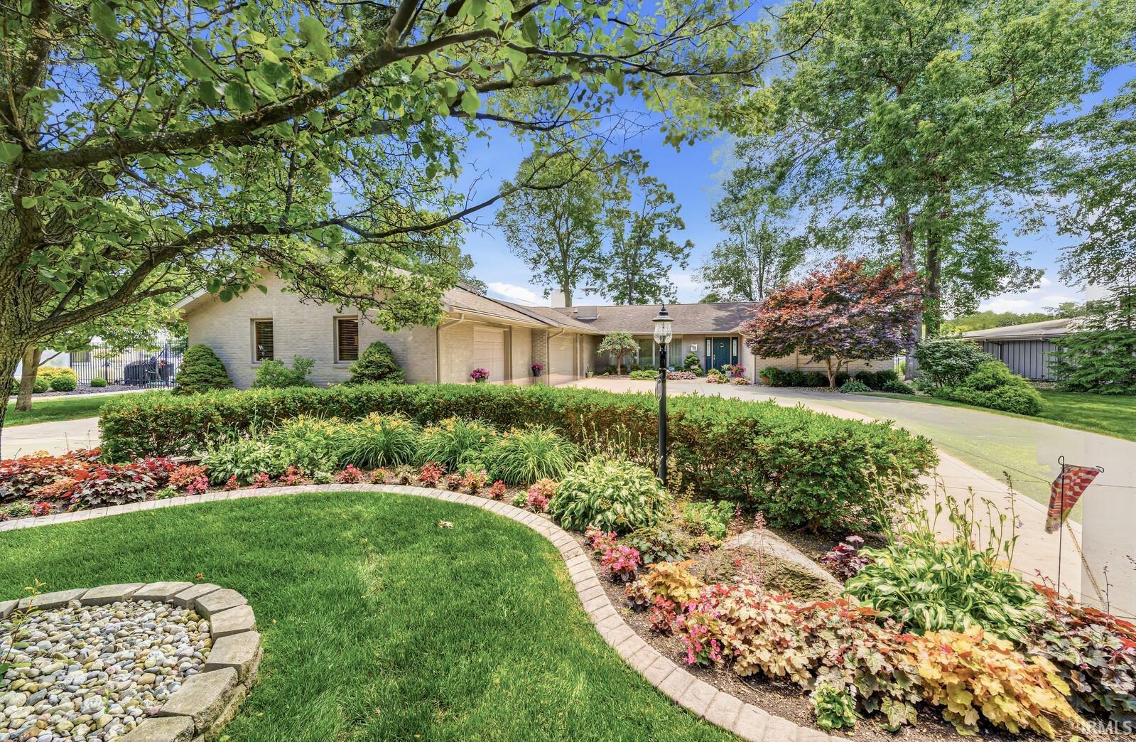 1111 Greenleaf Boulevard Elkhart IN 46514