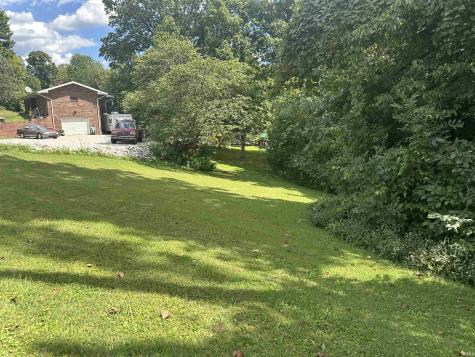 1357 S Hasler Road Bloomfield IN 47424