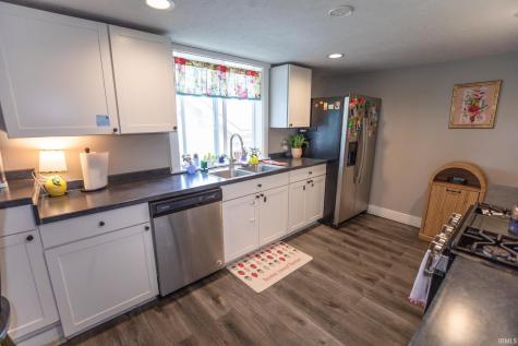 214 E Oakside Street South Bend IN 46614