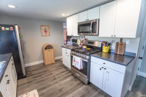 214 E Oakside Street South Bend IN 46614