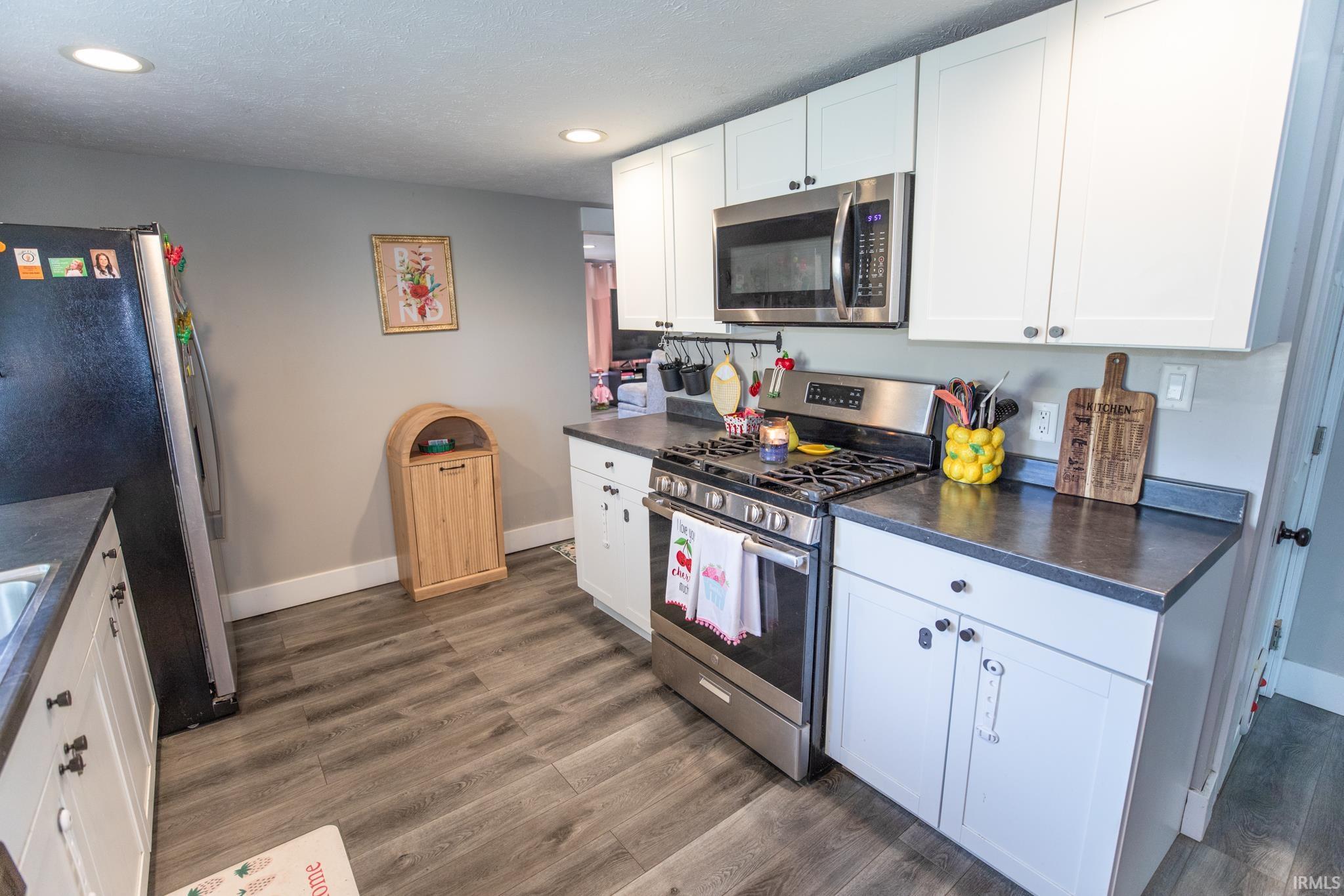 214 E Oakside Street South Bend IN 46614