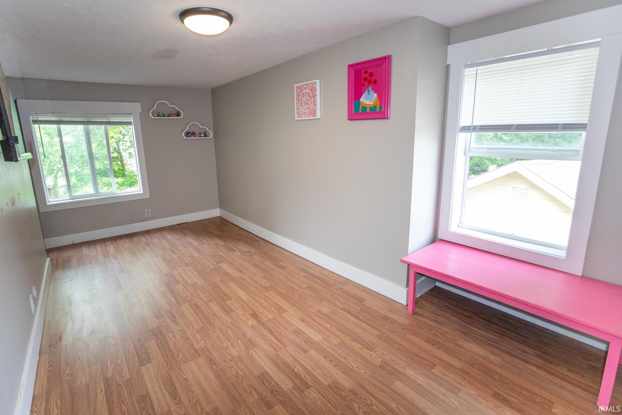 214 E Oakside Street South Bend IN 46614