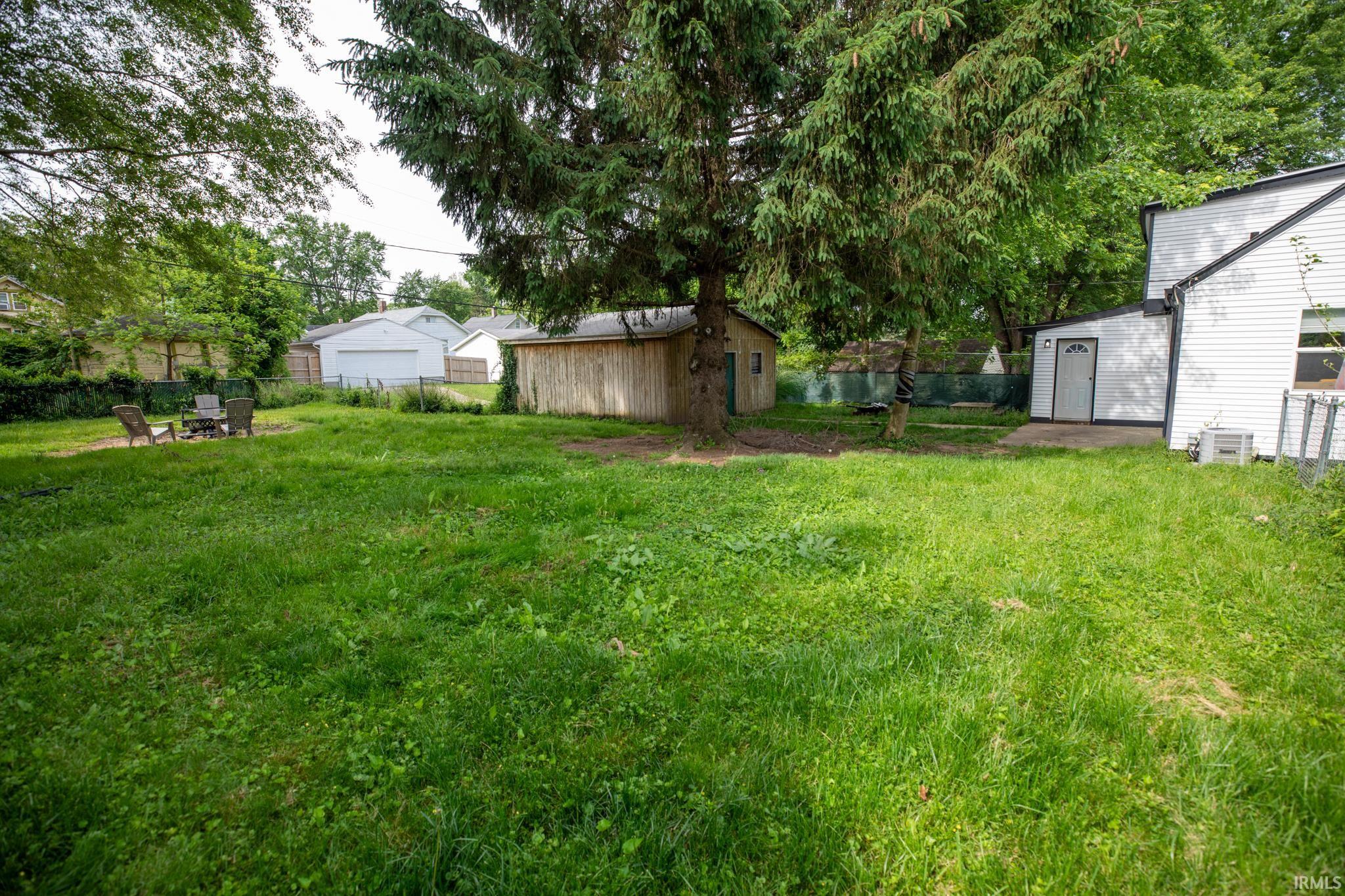 214 E Oakside Street South Bend IN 46614