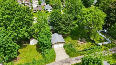 214 E Oakside Street South Bend IN 46614