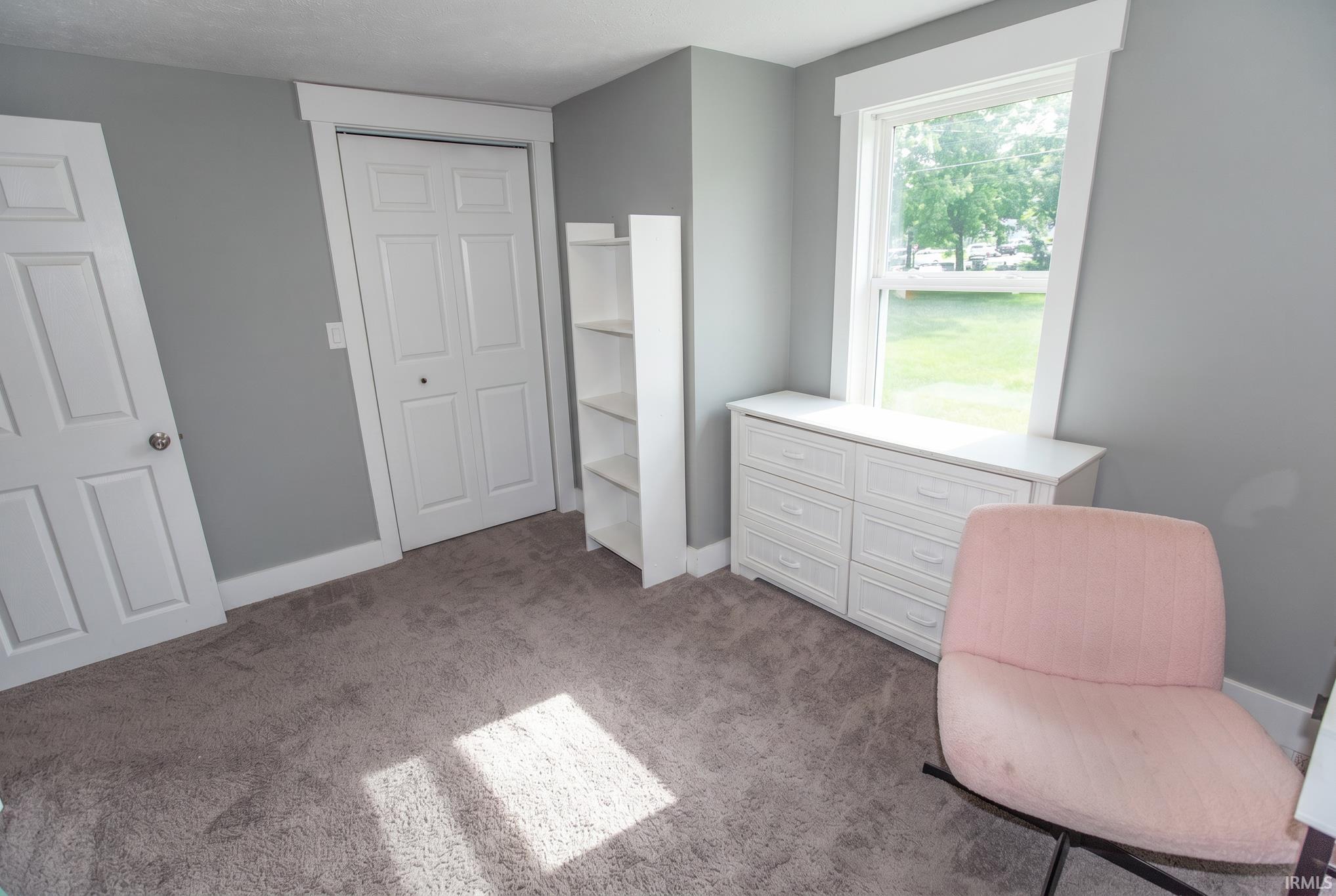 214 E Oakside Street South Bend IN 46614