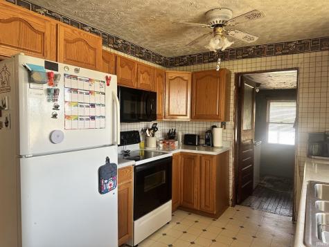 13757 S County Road 700 E Galveston IN 46932