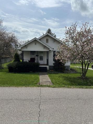 205 E Arthur Street Salem IN 47167