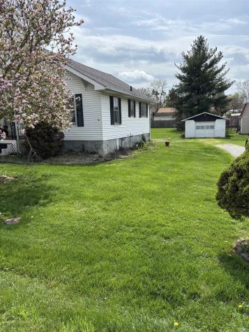 205 E Arthur Street Salem IN 47167