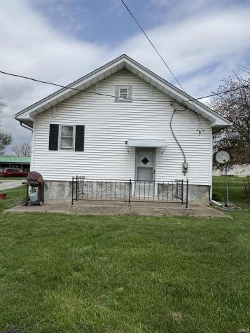 205 E Arthur Street Salem IN 47167