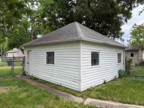 1123 Miner Street South Bend IN 46617