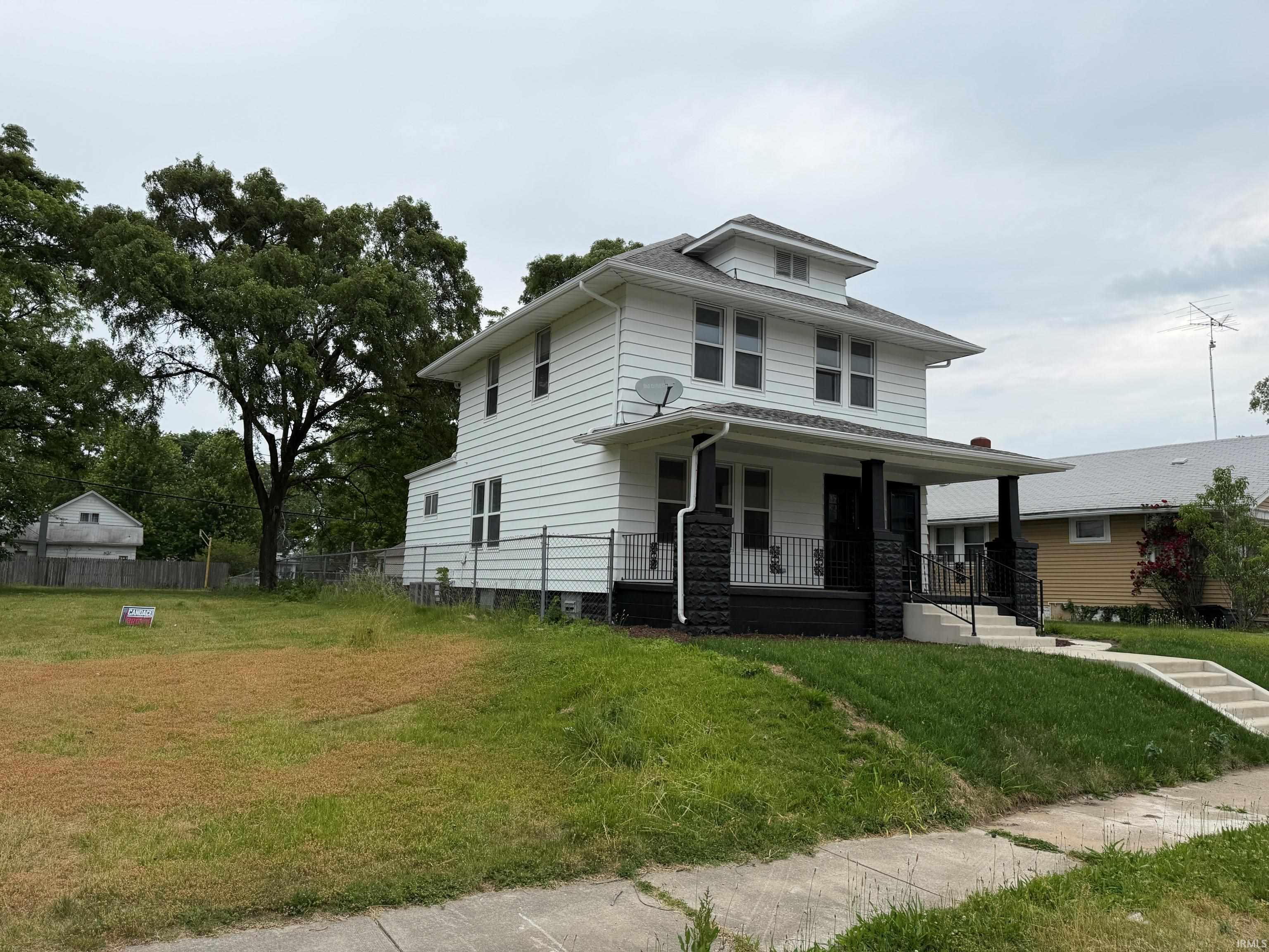 1123 Miner Street South Bend IN 46617