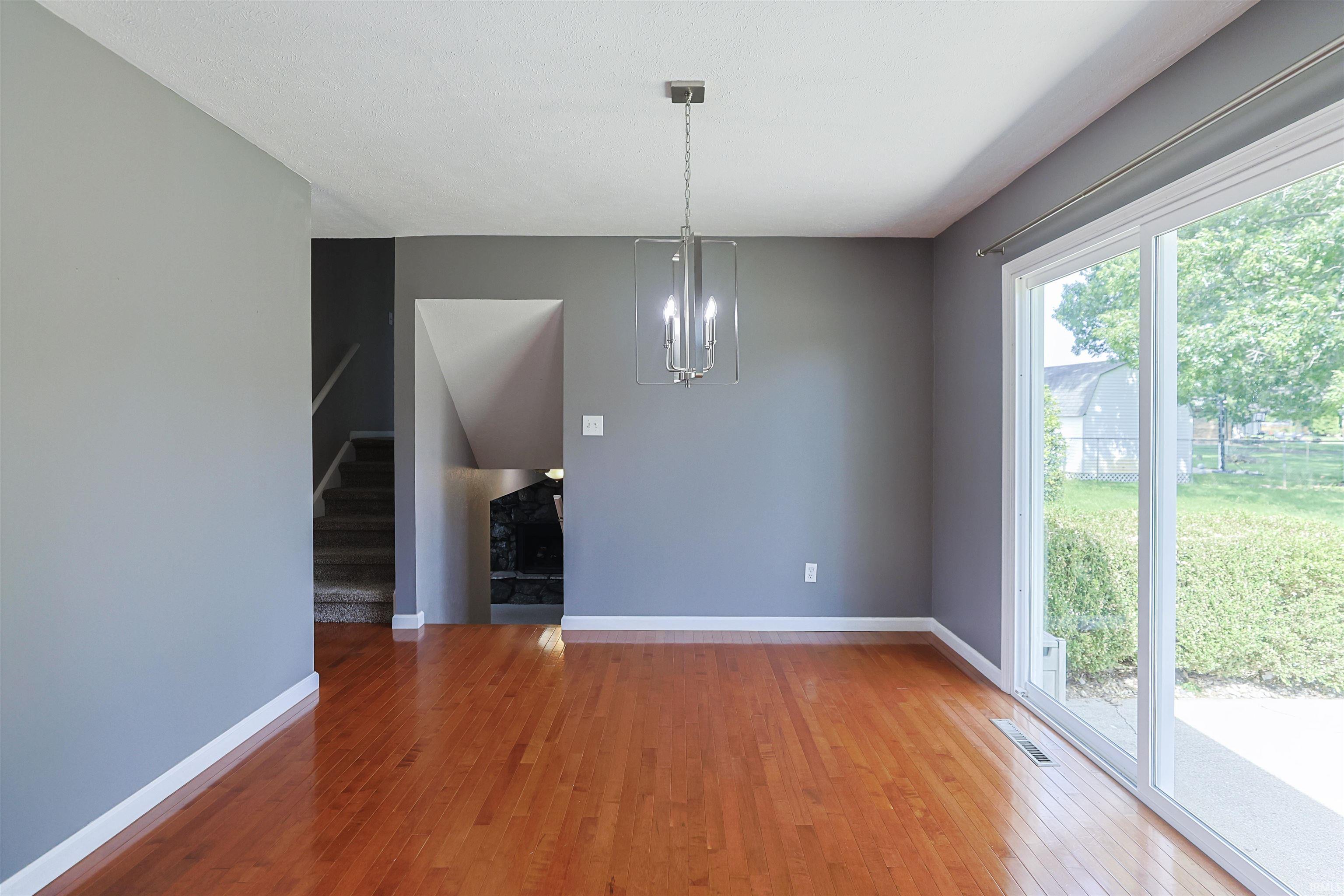 3015 Waverly Court Mishawaka IN 46544