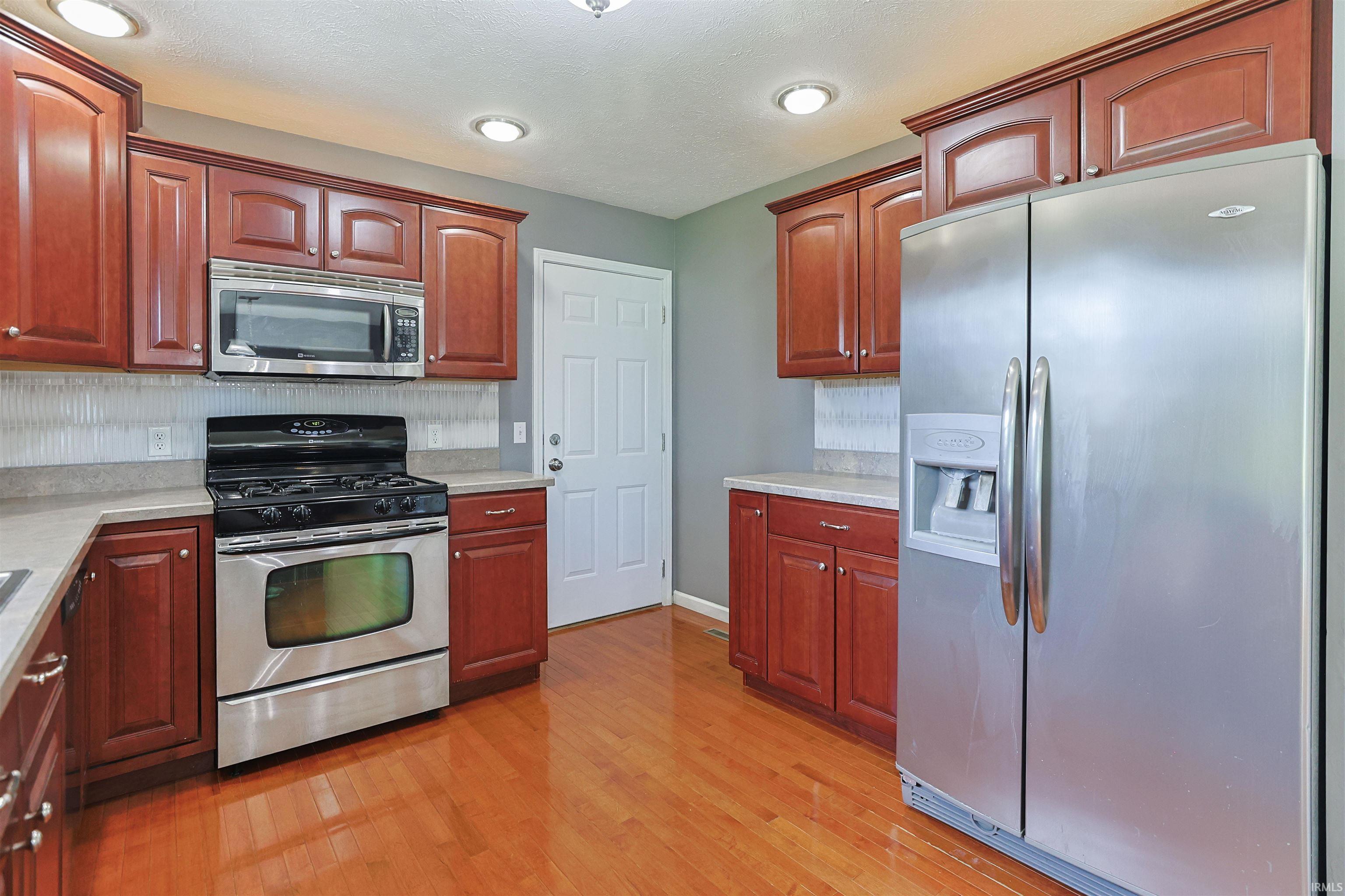 3015 Waverly Court Mishawaka IN 46544