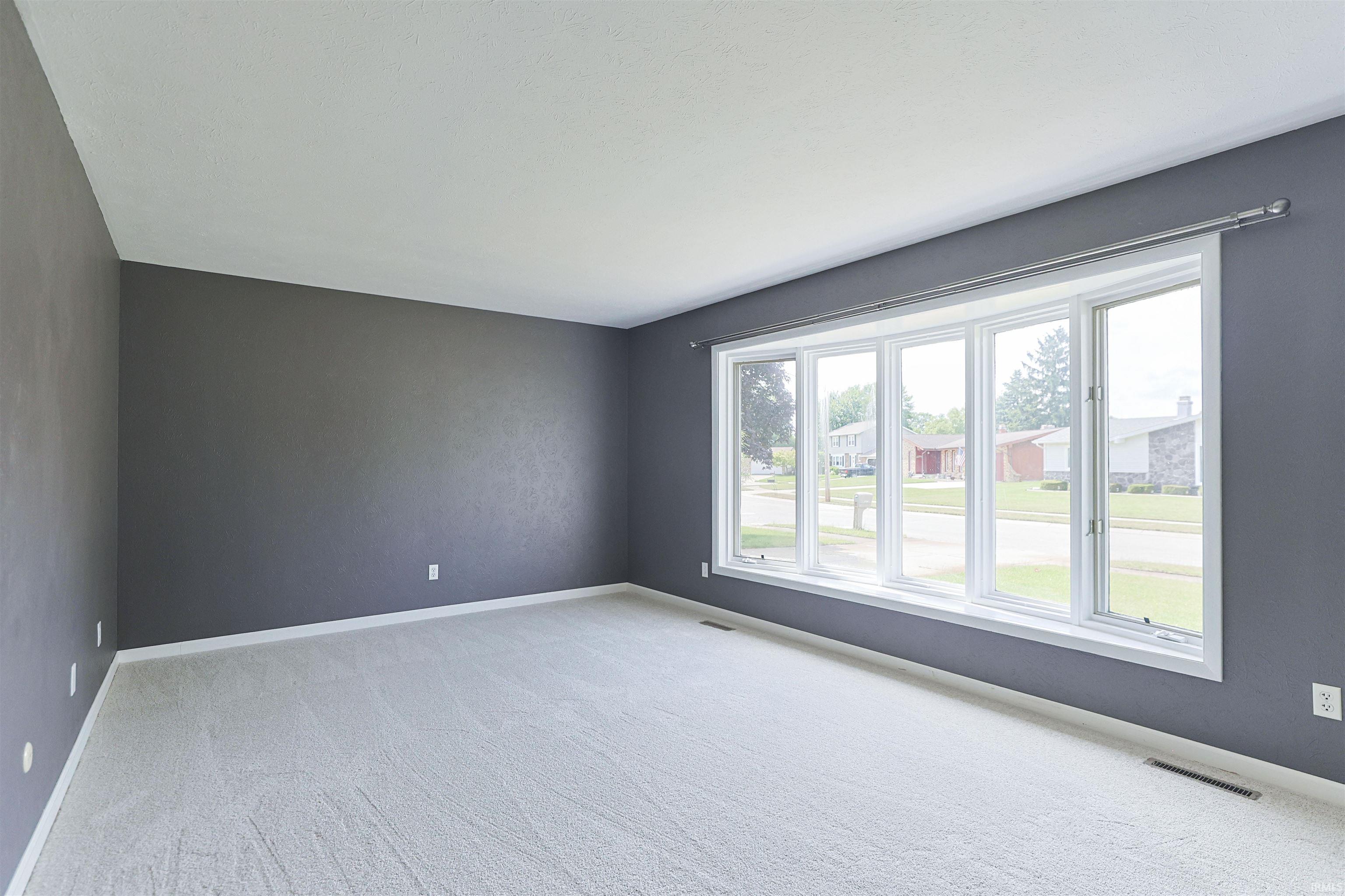 3015 Waverly Court Mishawaka IN 46544